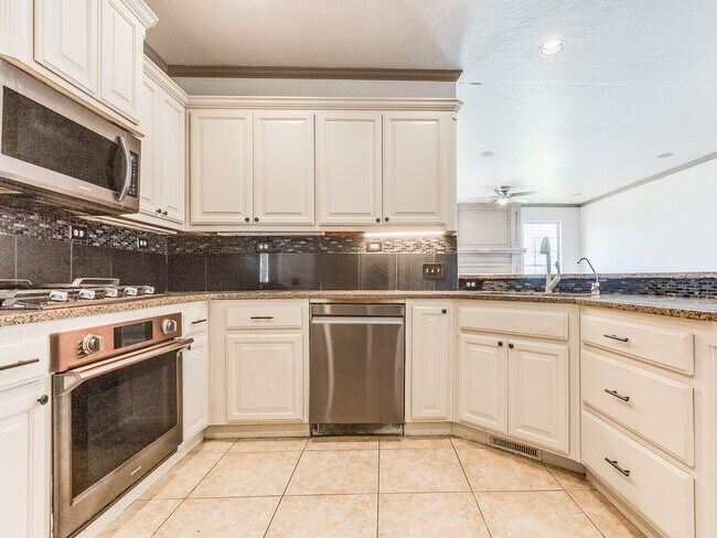 Building Photo - 4103 Riva Ridge Ct