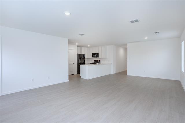 Building Photo - 727 Ginkgo Wy