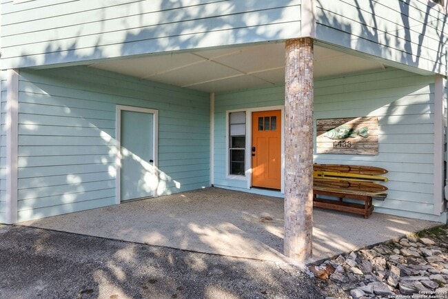 Building Photo - 1433 Riviera Dr