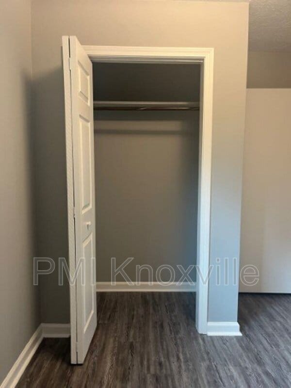 Building Photo - 809 Cates St