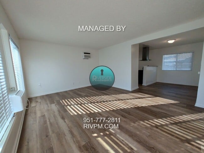 Building Photo - Welcome home to this beautifully refreshed...