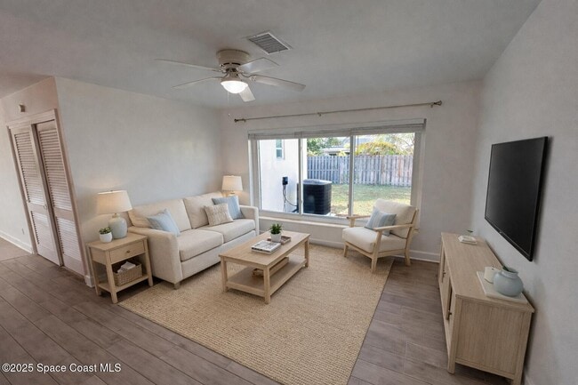 Building Photo - 230 7th Ave