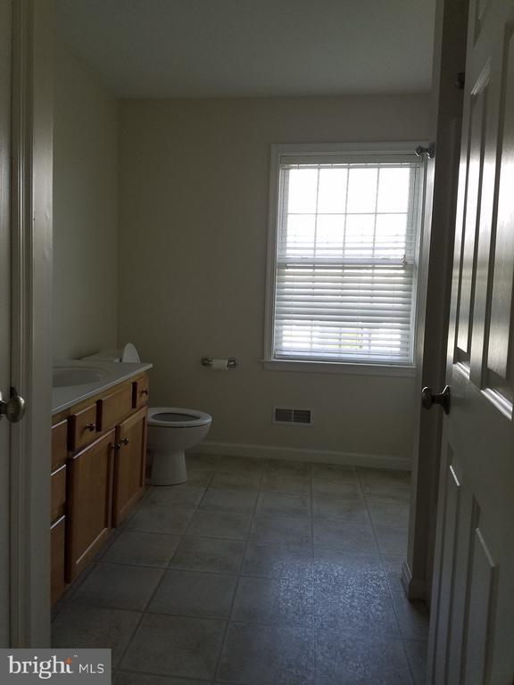 Building Photo - 2615 Farmstead Way