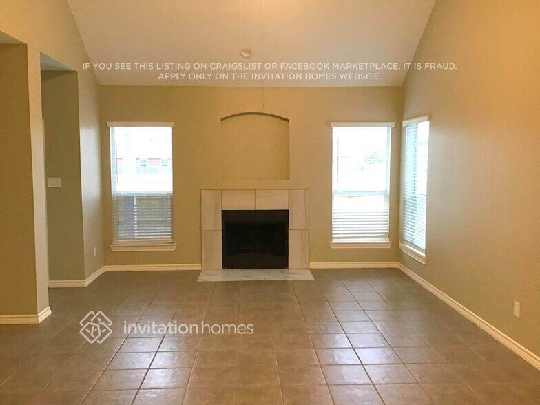 Building Photo - 9913 Old Field Dr