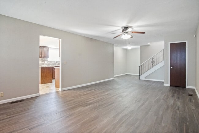 Building Photo - 3621 Wynn Cir