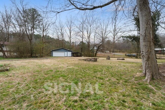 Building Photo - 425 Forsythe St