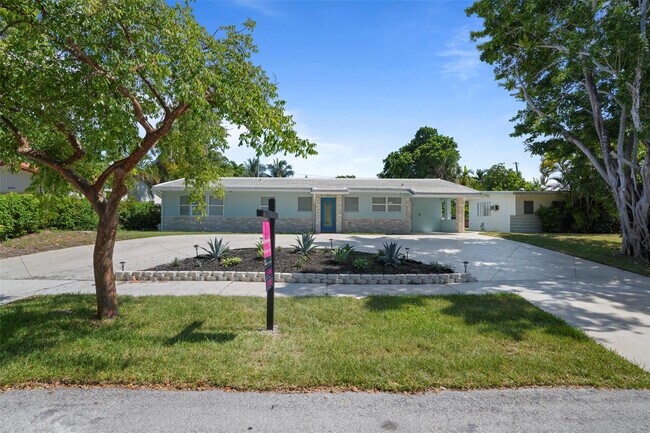 Building Photo - 2116 SE 18th St