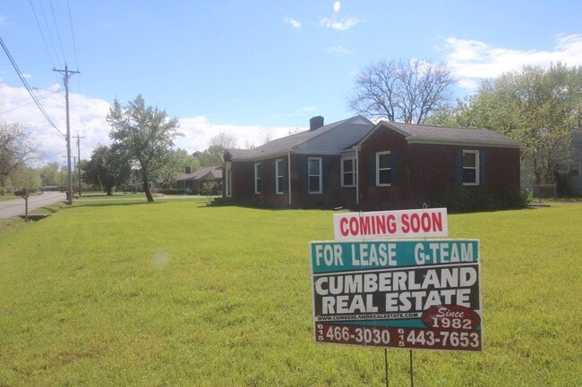 Building Photo - For Lease - 3 Bed, 1.5 Bath, 1600sqft, Sin...