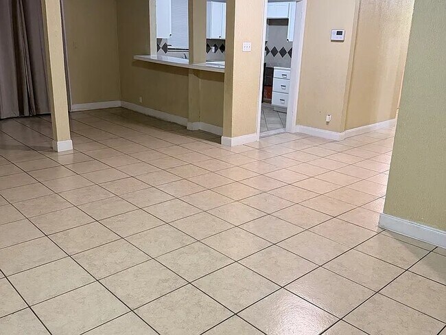 Building Photo - 1109 Wedgewood Cir