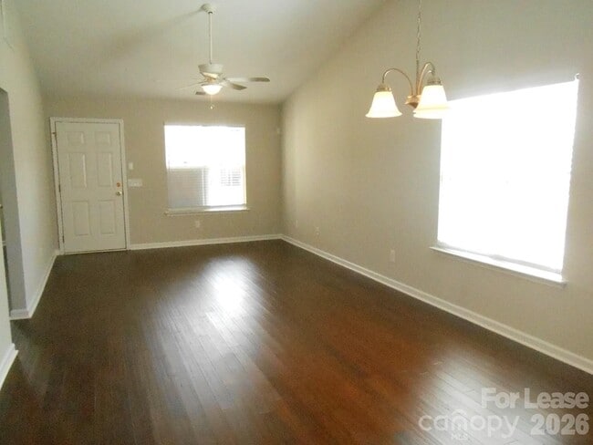 Building Photo - 5325 Harris Cove Dr