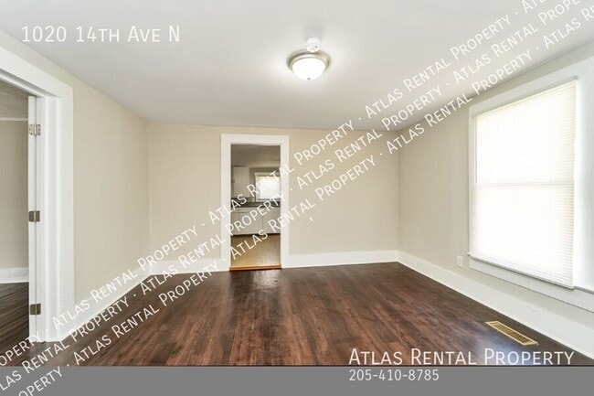 Building Photo - 1020 14th Ave N