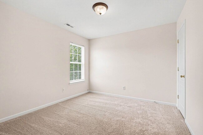 Building Photo - 9232 Ducati Ln