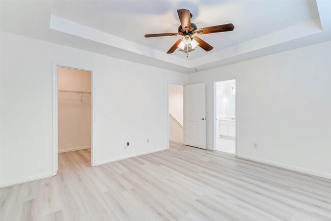 Building Photo - 8115 Barnes Ridge Ln