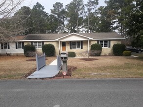 Building Photo - 804 Gull Ln