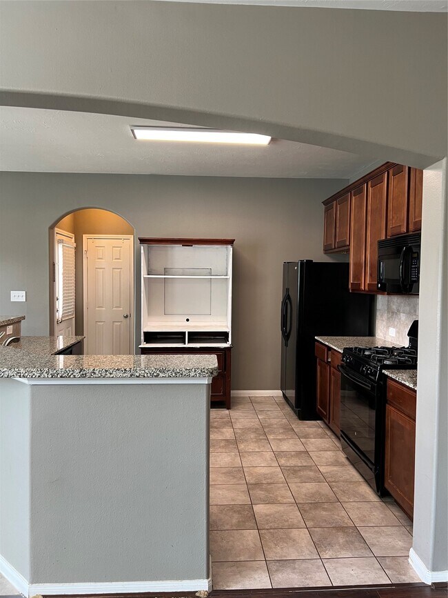 Building Photo - 23623 Plantation Pines Ln