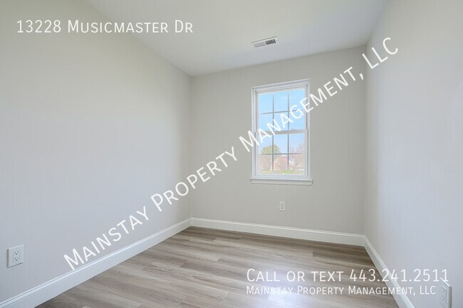 Building Photo - 13228 Musicmaster Dr