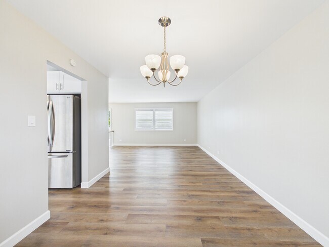Building Photo - 4360 Mumford Dr