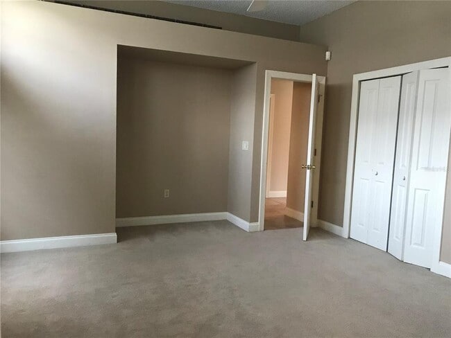 Building Photo - 5131 Sterling Manor Dr