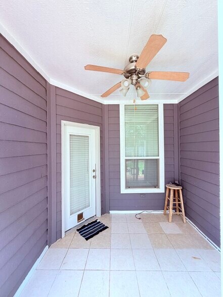 Building Photo - 2412 Rookhaven Ln