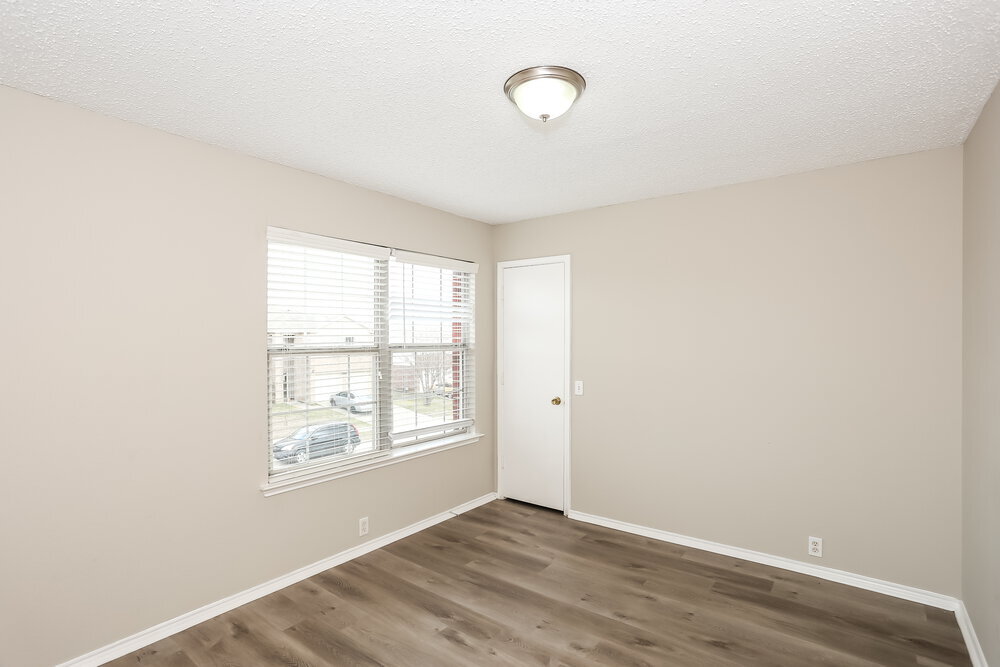 Building Photo - 6736 Ambercrest Dr