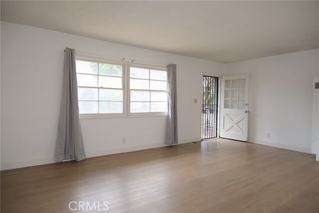 Building Photo - 4204 La Rica Ave