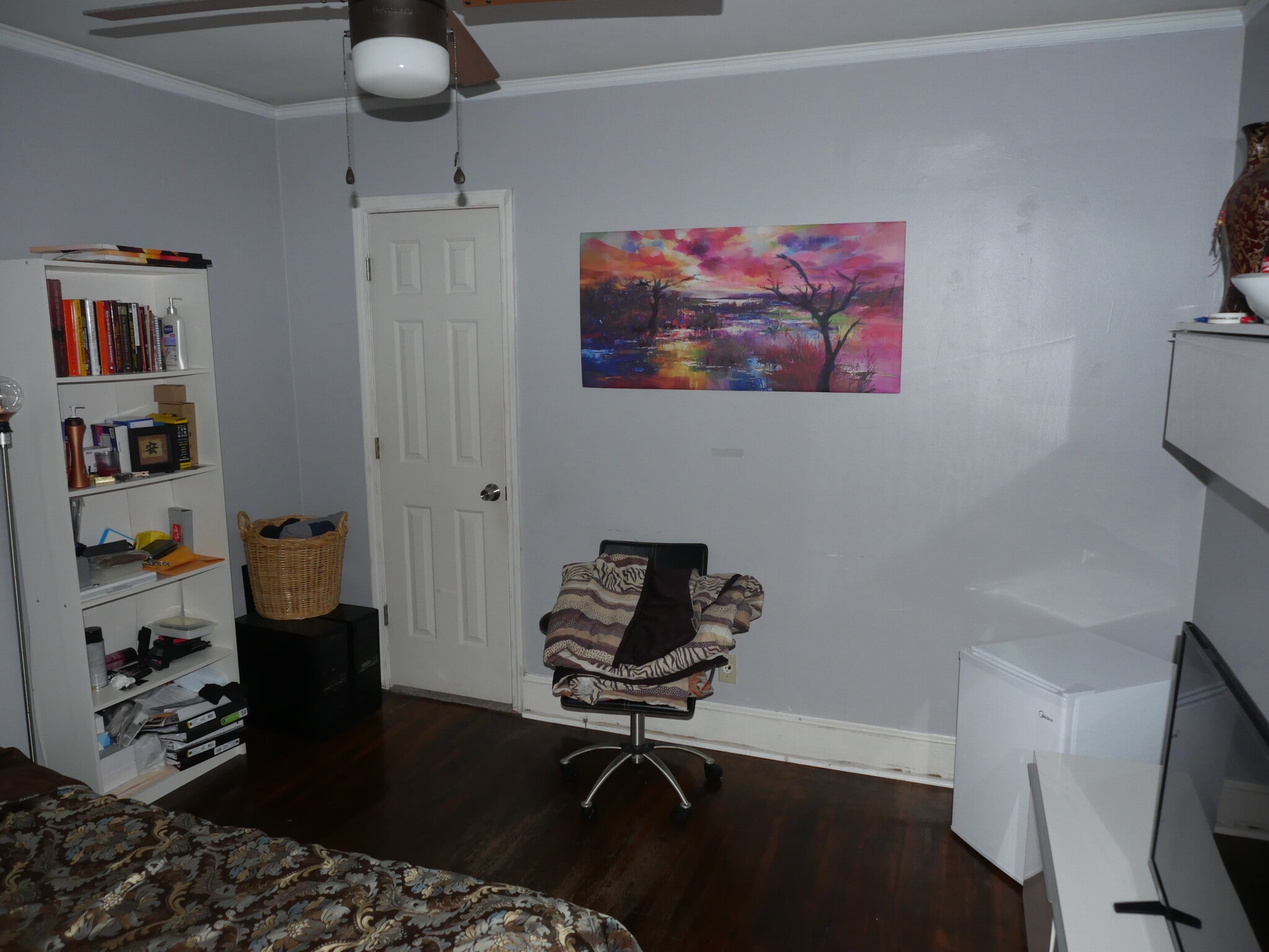 Furnished bedroom - 1065 Atlantic Dr NW