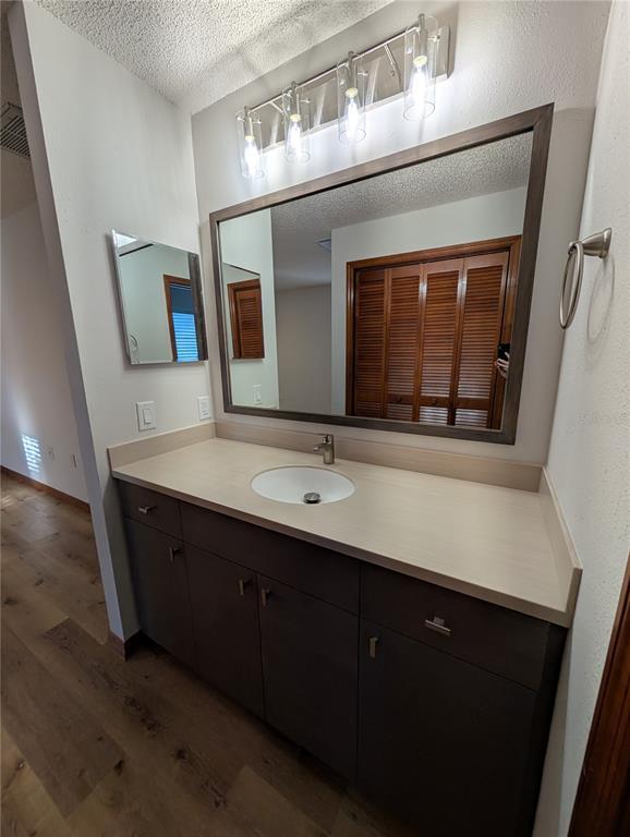 Building Photo - 3741 Thornbush Ln