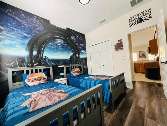 Building Photo - 116 Corvina Dr