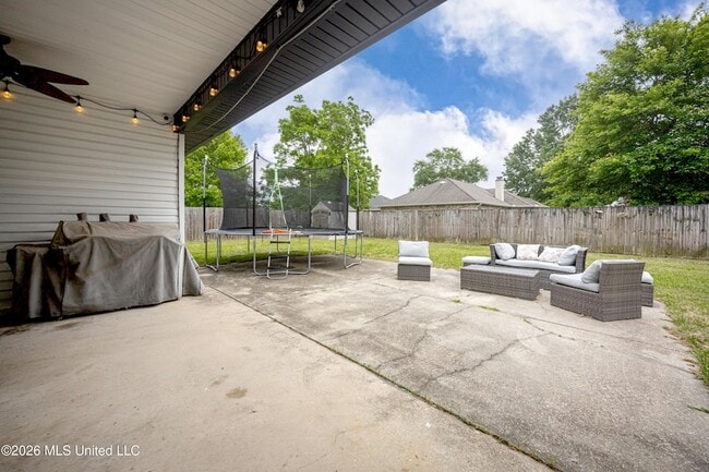 Building Photo - 15208 Lisa Dr