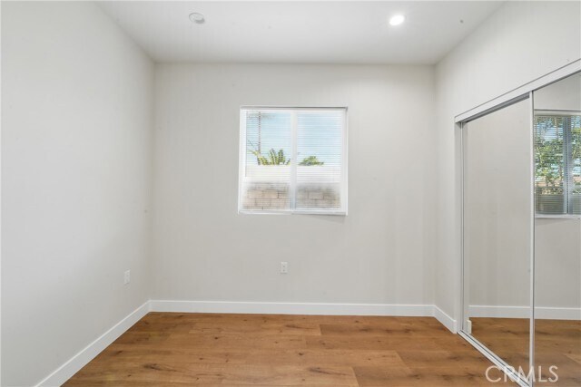 Building Photo - 8146 Vantage Ave
