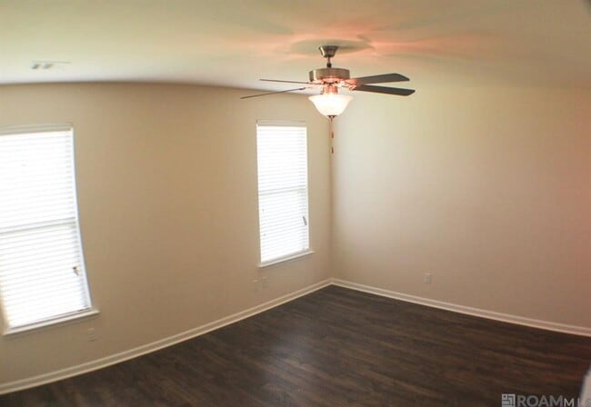 Building Photo - 17609 Eagles Perch Dr