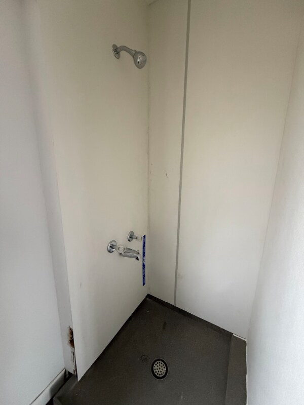 Building Photo - 327 E Stuart Ave