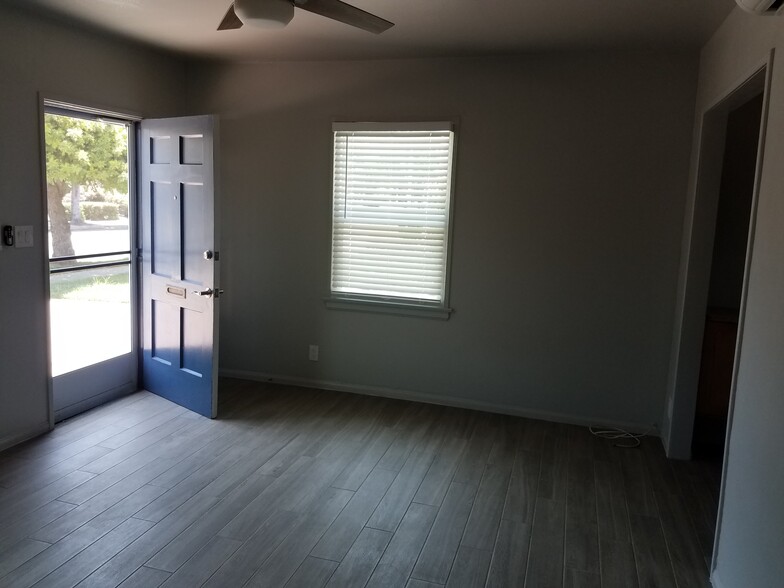 Building Photo - 4140 Brunswick Ave