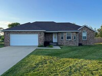 Building Photo - 3 Bedroom Home Strafford, Missouri