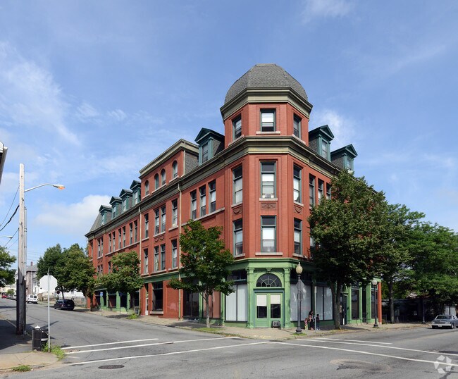 Dawson Building 1851 Purchase St New Bedford MA 02740 Apartment Finder