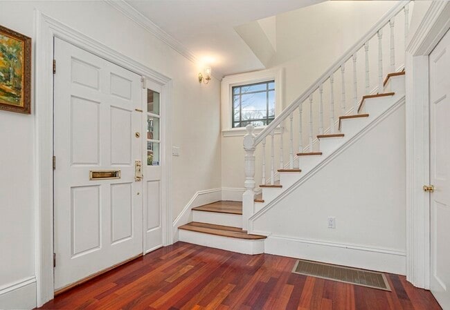 Building Photo - 53 Upland Rd