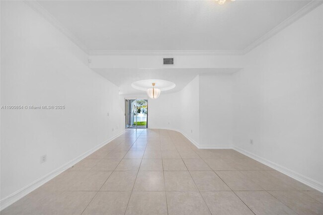 Building Photo - 21025 NE 31st Ave