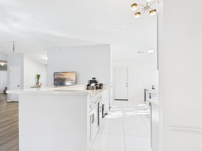 Building Photo - Beautiful Ranch Home for Rent – Top Schools, Prime Location!