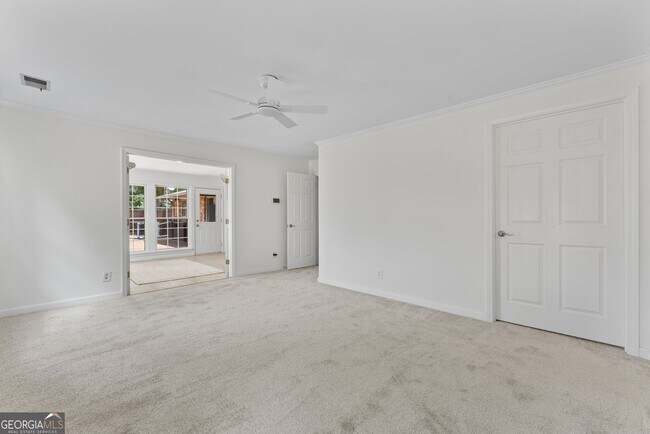 Building Photo - 206 Fortson Dr