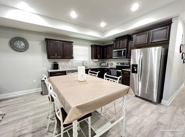 Building Photo - 8829 Smiley Ct