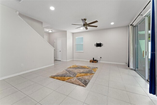 Building Photo - 3832 Corona Ct