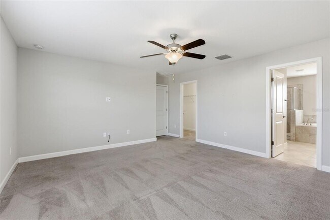 Building Photo - 11014 Little Blue Heron Dr