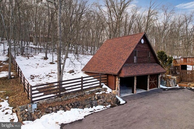 Building Photo - 761 Timberlake Dr