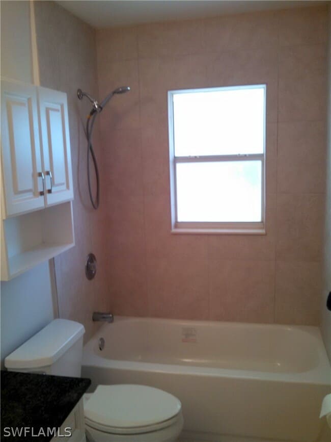 Building Photo - 9092 Caloosa Rd