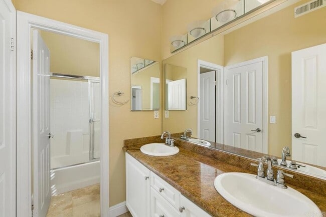 Building Photo - 7037 Surfbird Cir