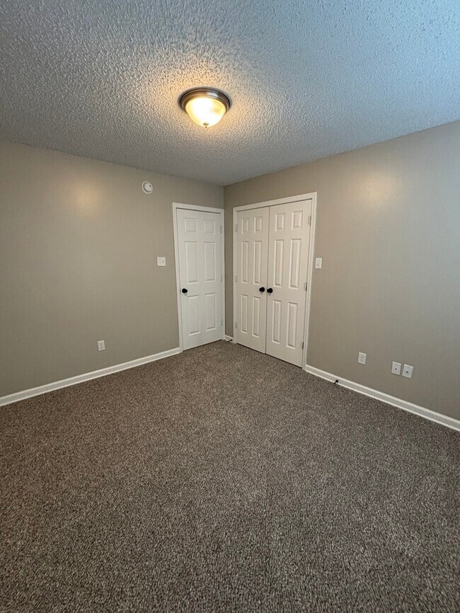 Building Photo - 39 Bud Grimes Dr