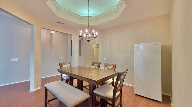 Building Photo - 5511 Baldwin Elm St