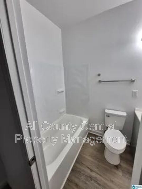 Building Photo - 1226 Frisco St