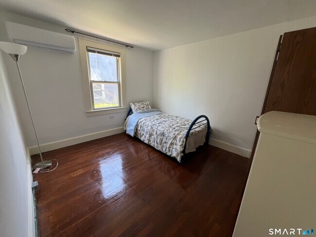 Building Photo - 74 Myano Ln
