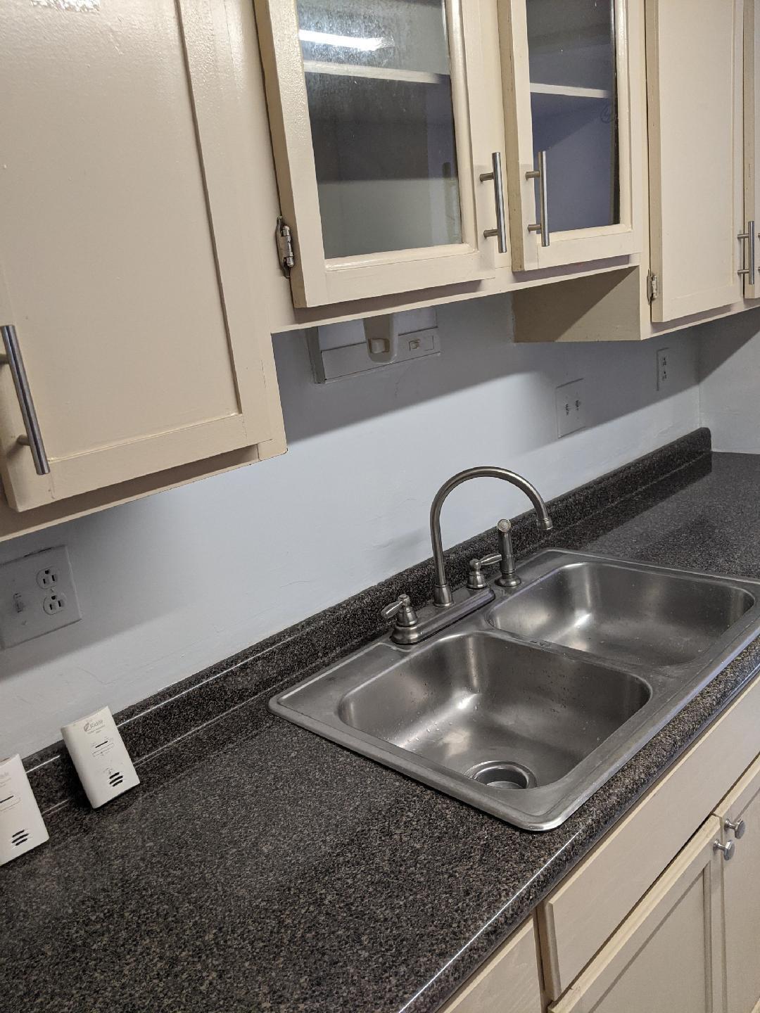 Building Photo - 8236 Knights Bridge Rd